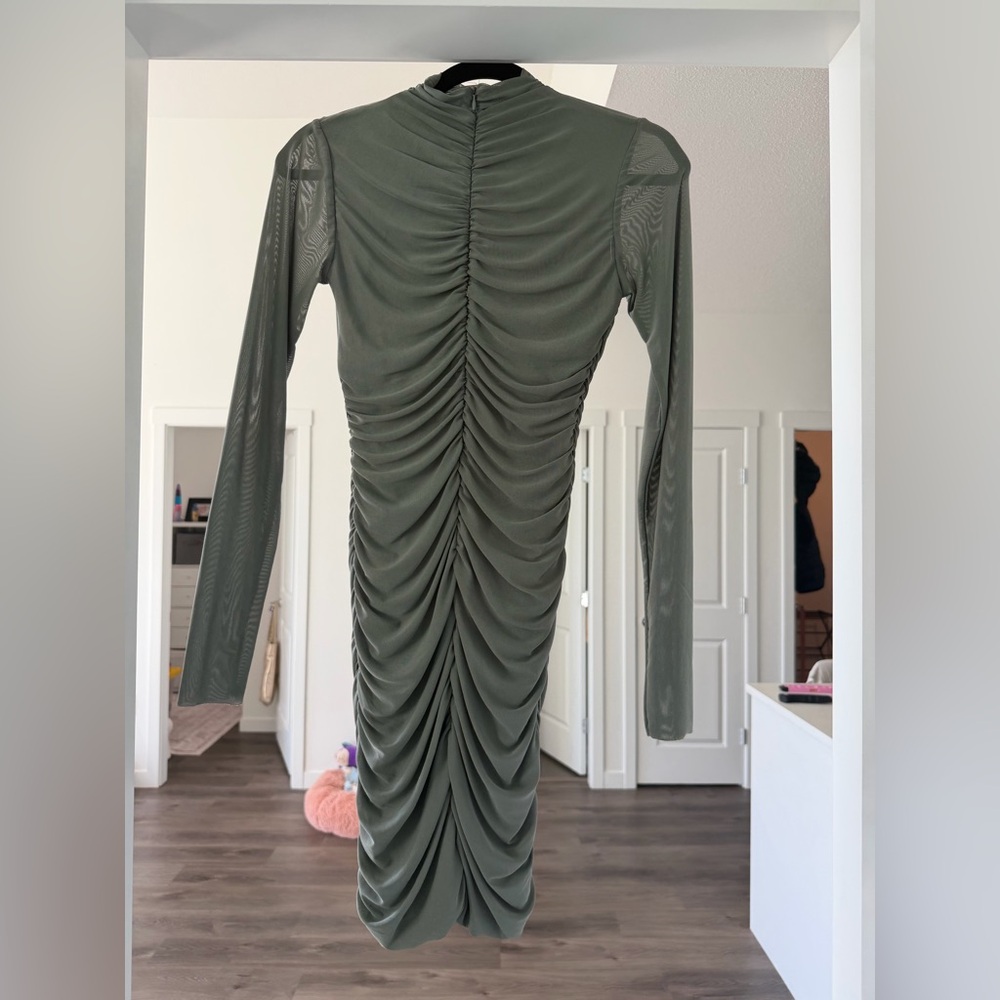 OLIVE GREEN DRESS - SMALL - Picture 3 of 3